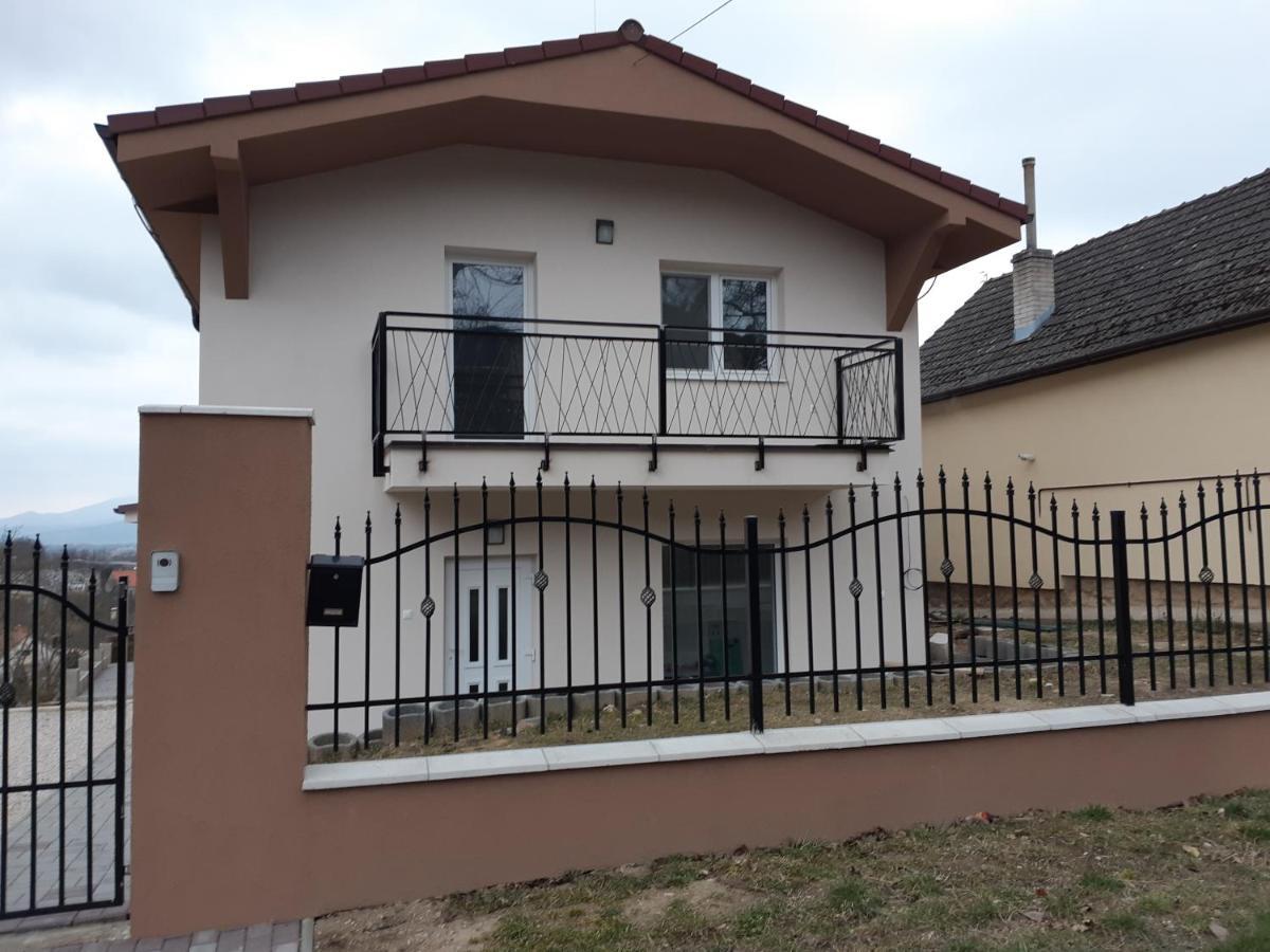 Vilka Cachtice Apartment Ngoại thất bức ảnh